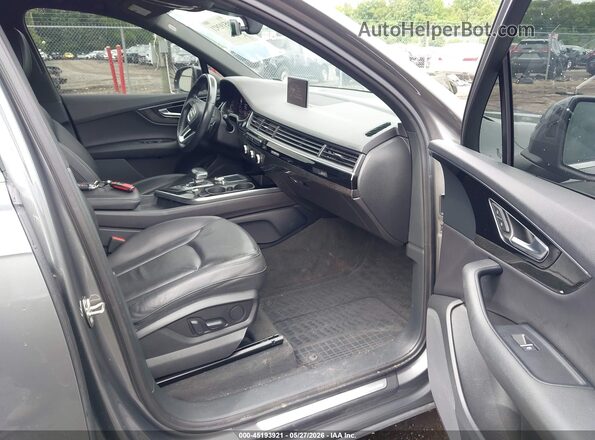 WA1LABF75HD053091 2017 AUDI Q7 Gray Vista interior delantera