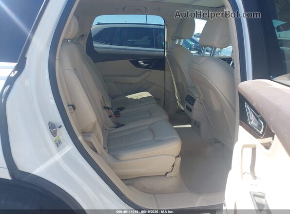 WA1LABF75JD020095 2018 AUDI Q7 White Widok naklejki z numerem VIN