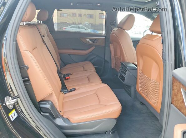 WA1LCBF78SD021852 2025 AUDI Q7 Black Вид задньої частини салону