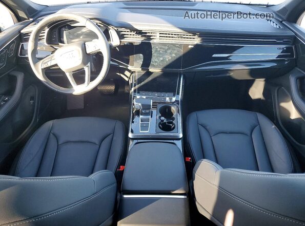 WA1LCBF7XSD007046 2025 AUDI Q7 Tan Առջևի վահանակի տեսք