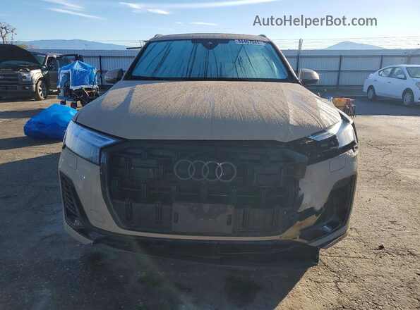 WA1LCBF7XSD007046 2025 AUDI Q7 Tan Դիմացի տեսք