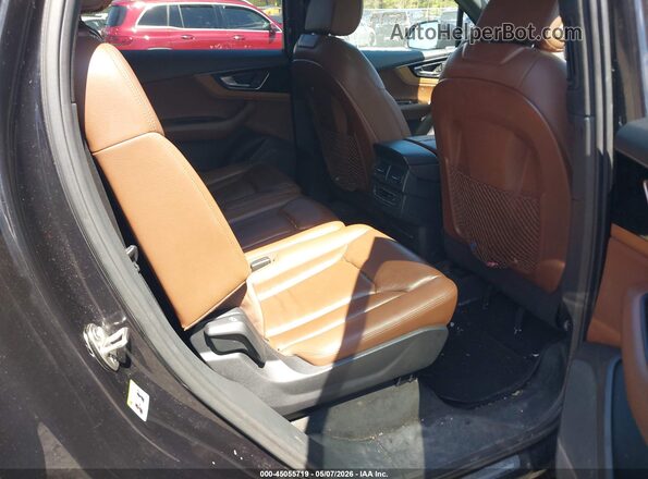 WA1LHAF70HD040366 2017 AUDI Q7 Black VIN sticker view