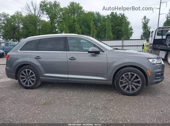 WA1LHAF70JD004215 2018 AUDI Q7 Silver უკანა სალონის ხედი