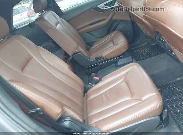 WA1LHAF70JD004215 2018 AUDI Q7 Silver VIN კოდის სტიკერის ხედი