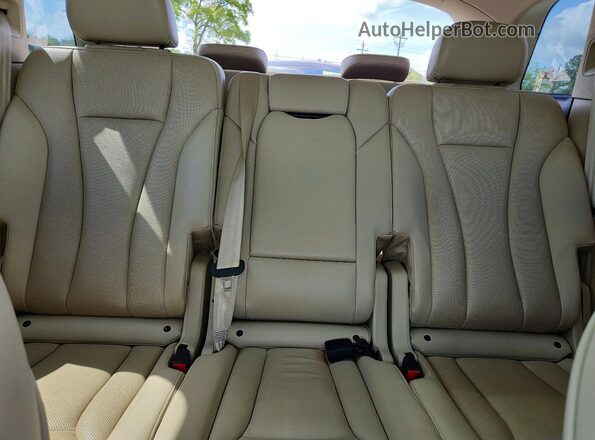 WA1LHAF70KD028371 2019 AUDI Q7 White Հետևի նստատեղերի տեսք
