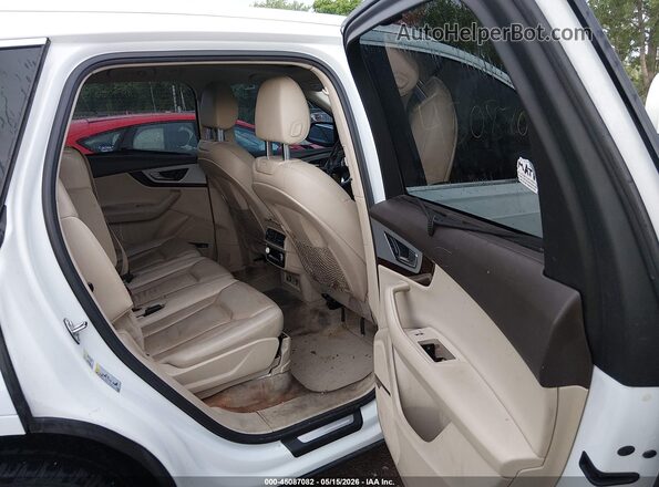 WA1LHAF73JD035331 2018 AUDI Q7 White VIN კოდის სტიკერის ხედი