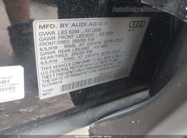 WA1LHAF74HD050463 2017 AUDI Q7 Black ძრავის განყოფილების ხედი