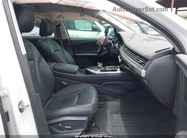 WA1LHAF74JD039890 2018 AUDI Q7 Белый Вид салона спереди