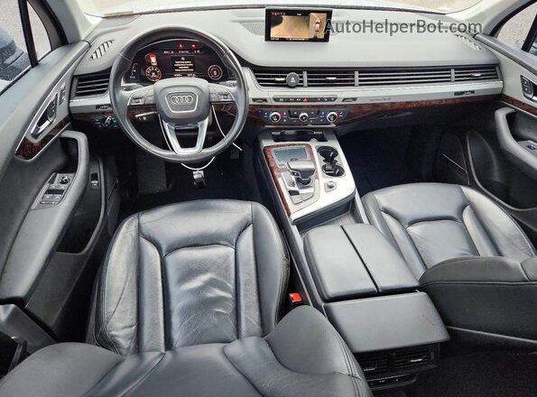 WA1LHAF74KD020421 2019 AUDI Q7 Silver Առջևի վահանակի տեսք