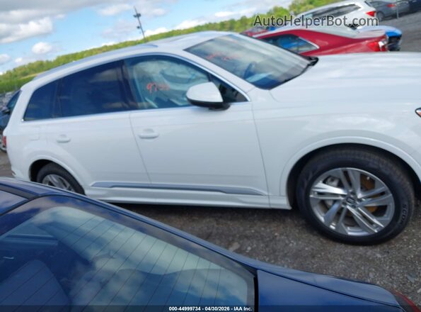 WA1LJAF71MD000666 2021 AUDI Q7 White უკანა სალონის ხედი