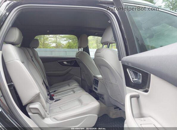 WA1LJAF74LD007898 2020 AUDI Q7 Black Vista de la etiqueta del VIN