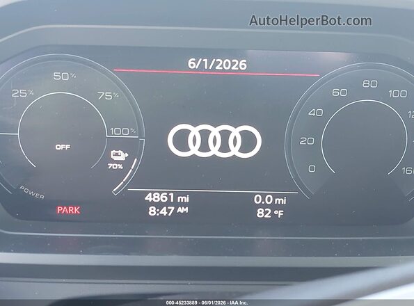 WA1LUBFZ3RP060601 2024 AUDI Q4 White Հետևի նստատեղերի տեսք