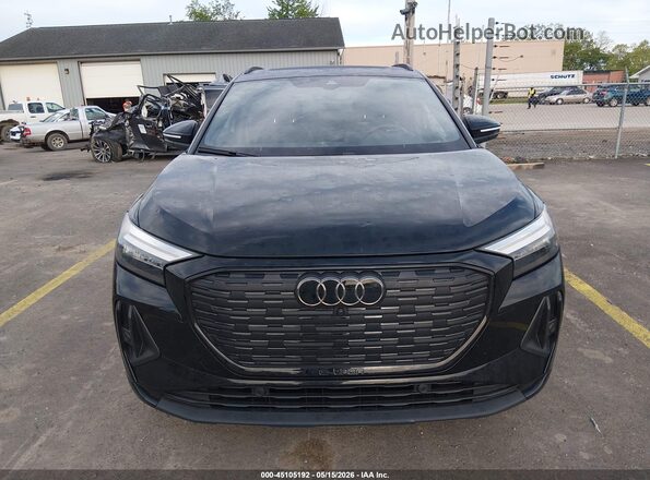 WA1LUBFZ7SP074622 2025 AUDI Q4 Black ხელსაწყოთა პანელის ხედი