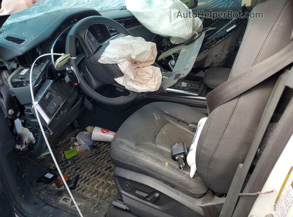 WA1LVBF71SD013862 2025 AUDI Q7 White Вид салону спереду