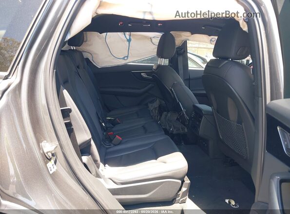 WA1LXAF70LD004253 2020 AUDI Q7 Gray VIN sticker view