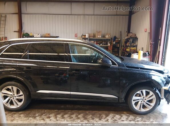 WA1LXAF73MD010534 2021 AUDI Q7 Black Вид задньої частини салону
