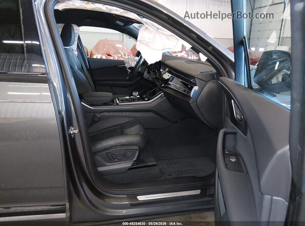 WA1LXAF79MD019724 2021 AUDI Q7 Gray Вид салону спереду