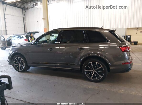 WA1LXAF79MD019724 2021 AUDI Q7 Gray 