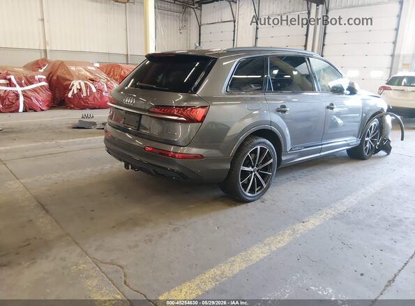 WA1LXAF79MD019724 2021 AUDI Q7 Gray Задня права чверть