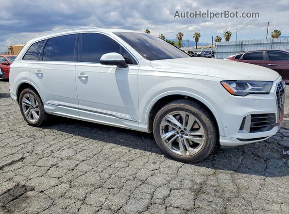 WA1LXAF7XMD013981 2021 AUDI Q7 White Front right