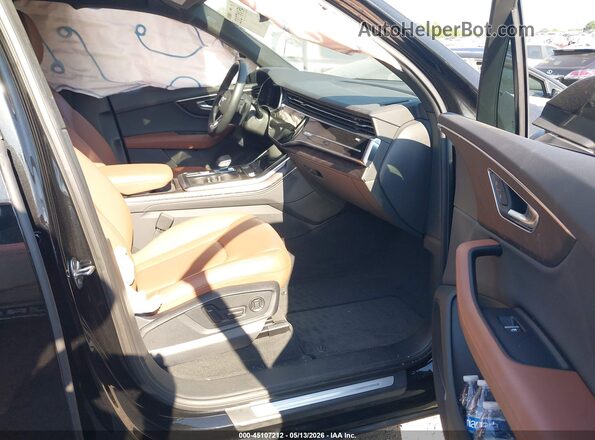 WA1LXBF73ND005146 2022 AUDI Q7 Черный Вид салона спереди