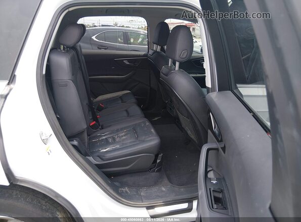 WA1LXBF7XPD012985 2023 AUDI Q7 White VIN კოდის სტიკერის ხედი