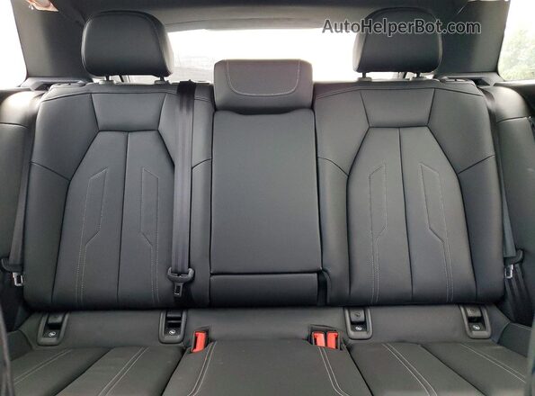 WA1M2BFZ7NP052585 2022 AUDI Q4 Gray Вид задніх сидінь