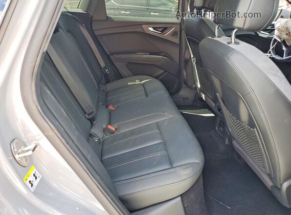 WA1M2BFZ9PP027481 2023 AUDI Q4 Gray 
