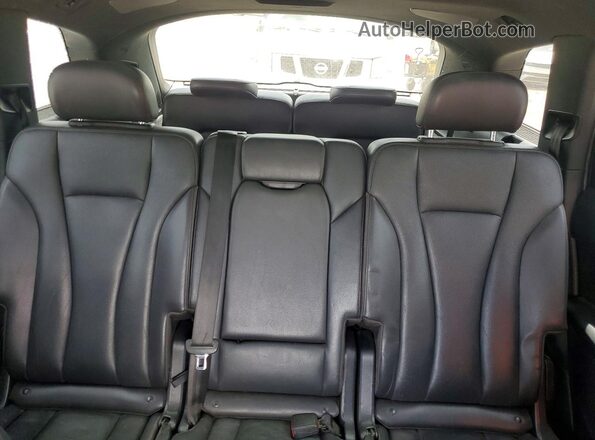WA1VAAF70JD019343 2018 AUDI Q7 White Հետևի նստատեղերի տեսք