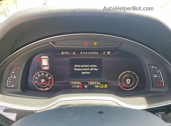 WA1VAAF70JD019343 2018 AUDI Q7 White Սարքավորումների վահանակի տեսք