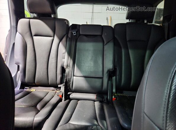 WA1VAAF71HD028322 2017 AUDI Q7 Black 