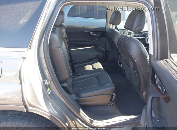 WA1VAAF72JD026116 2018 AUDI Q7 Gray VIN sticker view