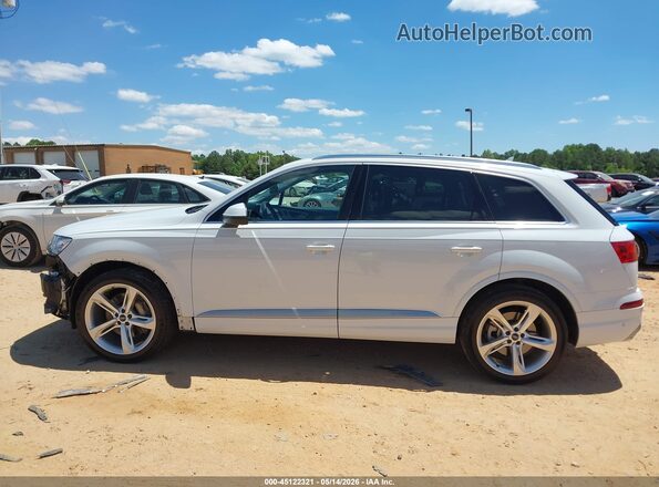 WA1VAAF72KD007969 2019 AUDI Q7 White Vista interior de 360 grados
