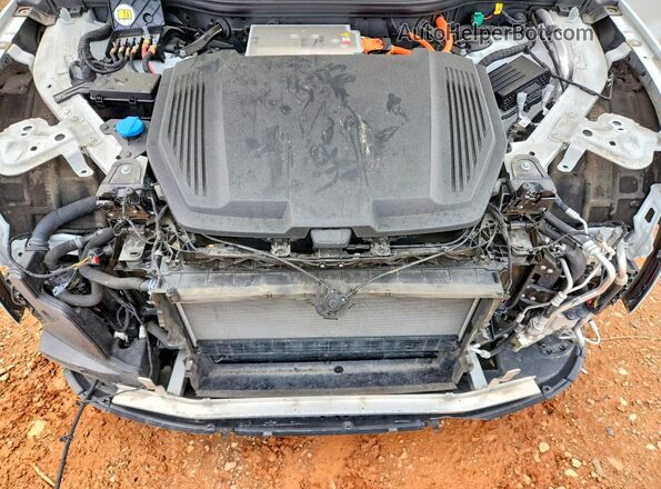 WA1VAAGE7KB022699 2019 AUDI E-TRON White Vista del compartimento del motor