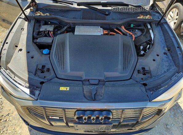 WA1VABGE0NB023137 2022 AUDI E-TRON Gray Widok komory silnika