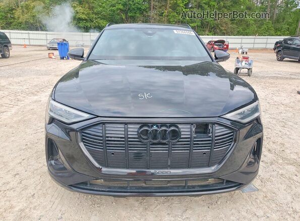 WA1VABGE4NB040748 2022 AUDI E-TRON Black Widok z przodu
