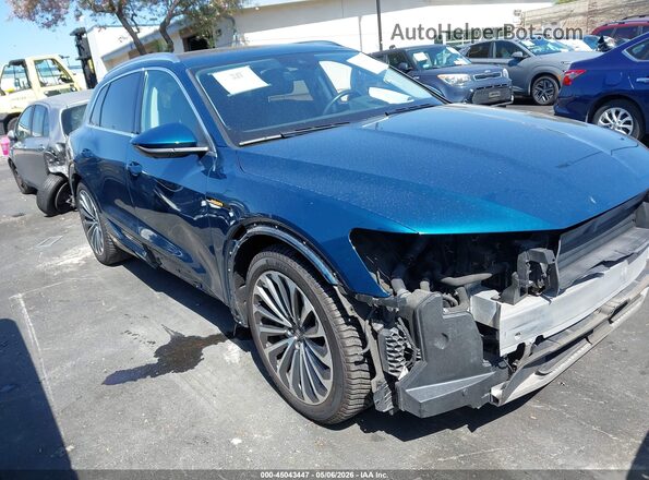 WA1VABGE9KB024797 2019 AUDI E-TRON Green 360 interior view