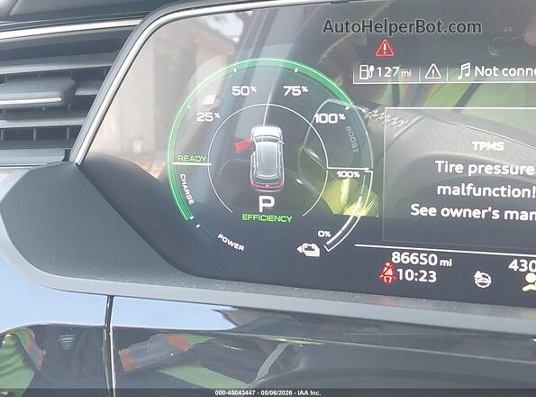 WA1VABGE9KB024797 2019 AUDI E-TRON Green 