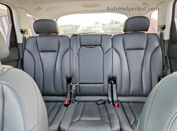 WA1VXAF77LD001388 2020 AUDI Q7 Gray Vista de los asientos traseros