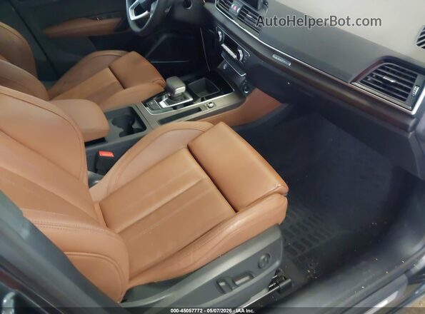 WA1E2AFY4R2120785 2024 AUDI Q5 Серый Вид салона спереди