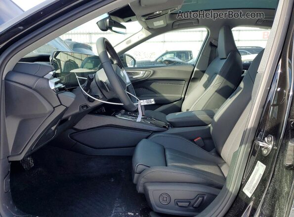 WAU2BCFU9SN085082 2025 AUDI A5 Black Սալոնի դիմացի տեսք