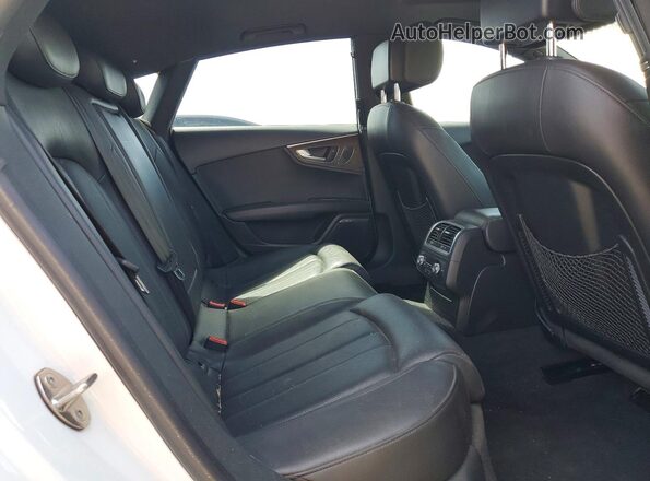 WAU2GAFC1GN022675 2016 AUDI A7 White Vista de los asientos traseros