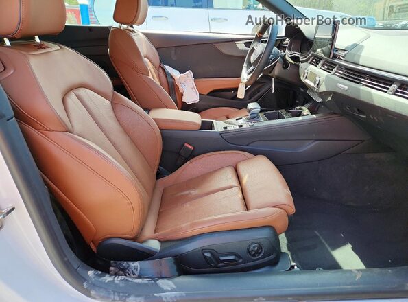 WAU4AGF5XRN005374 2024 AUDI A5 White Widok wnętrza z przodu