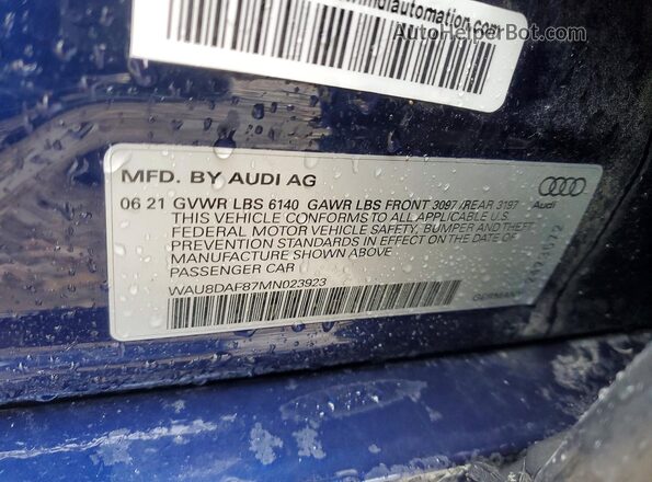 WAU8DAF87MN023923 2021 AUDI A8 Blue Widok komory silnika