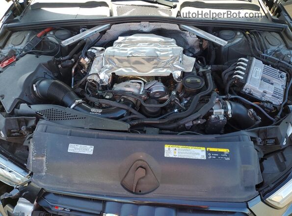 WAUA4AF49KA109558 2019 AUDI S4 Gray Вид задньої частини салону