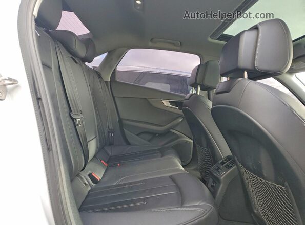 WAUABAF46MA035850 2021 AUDI A4 White Vista de los asientos traseros