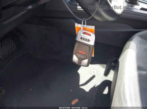 WAUANCF52JA009091 2018 AUDI A5 White Vista del salpicadero