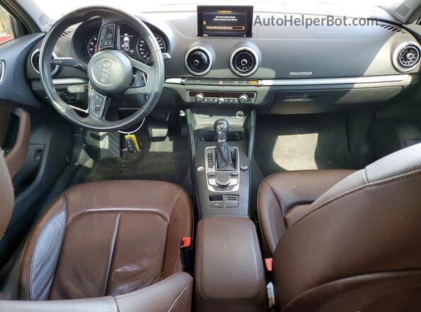 WAUAUGFF2H1033808 2017 AUDI OTHER White Vista del salpicadero