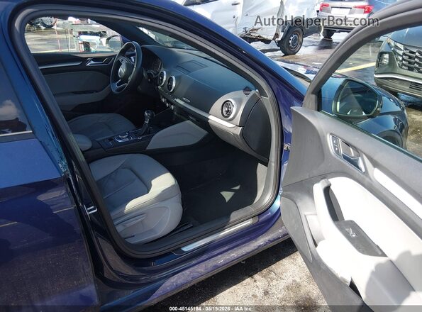 WAUAUGFF3KA091921 2019 AUDI A3 Blue Вид салону спереду