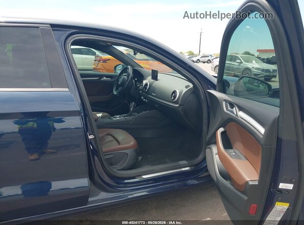 WAUAUGFF7H1059157 2017 AUDI A3 Синий Вид салона спереди